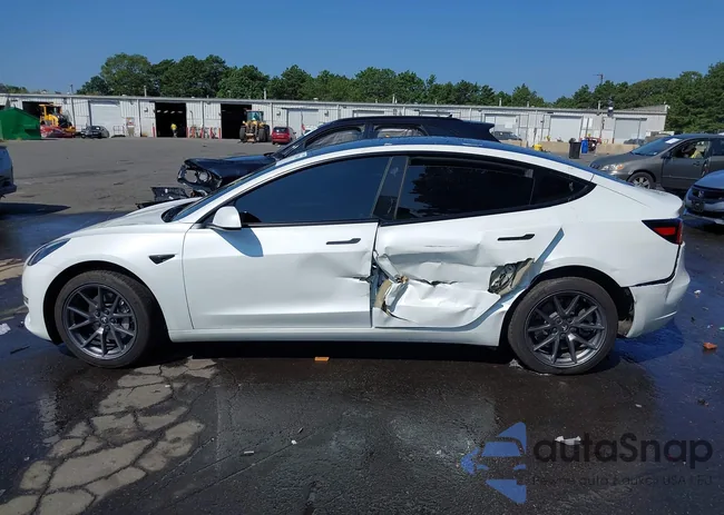 5YJ3E1EA0PF476668: 42994030