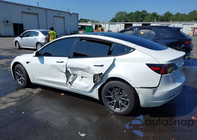 5YJ3E1EA0PF476668: 42994030