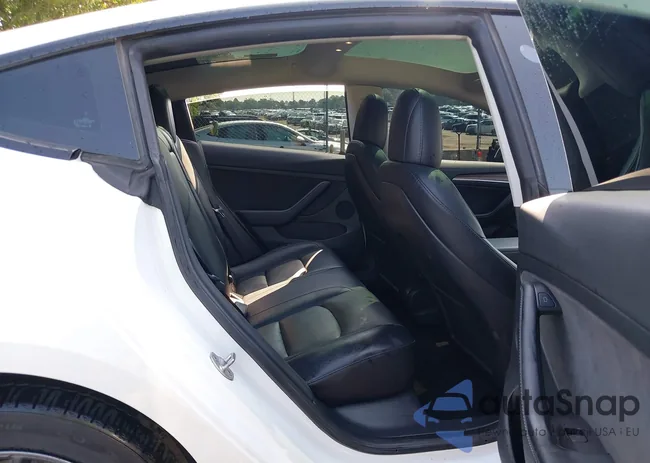 5YJ3E1EA0PF476668: 42994030