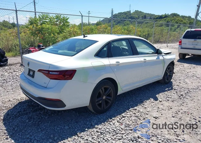 3VW7M7BU6RM021311: 42994144