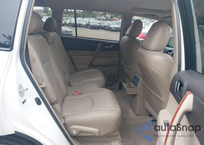 5TDDK3EH6AS004175: 42994177