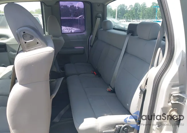 1FTRX02W55KC76805: 42995866