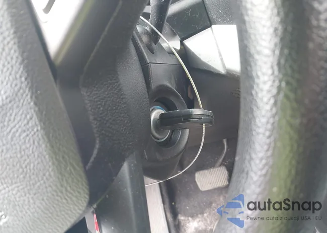 1FMCU0F73HUE27937: 42995918