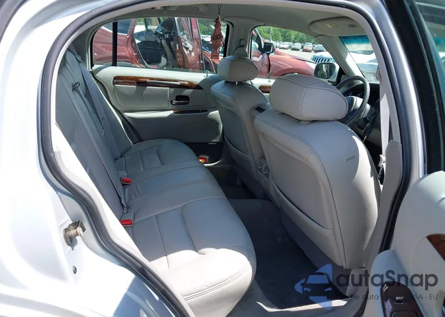 1LNHM82W0XY668220: 42994946