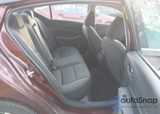 1N4BL4DV8SN390211: 42995045