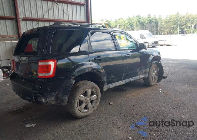 1FMCU9EG0AKC82637: 42995132