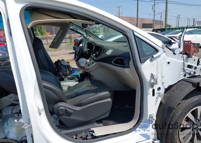 2C4RC1BG0MR531791: 42995171