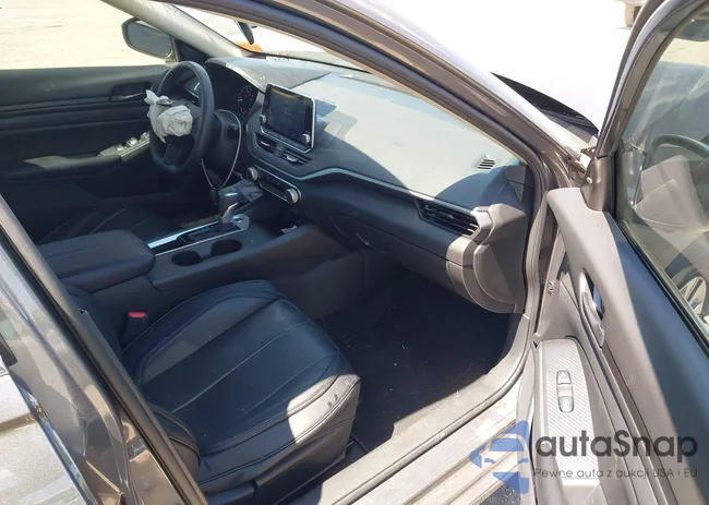 1N4BL4BV8SN315107: 42995229