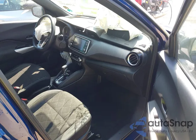 3N1CP5CU8JL531068: 42996337