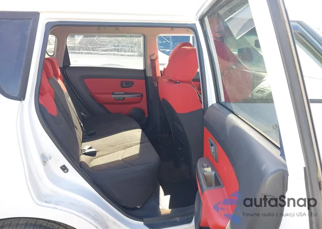 KNDJT2A2XA7054101: 42996384