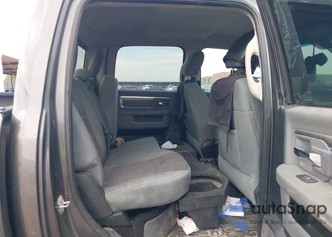 1C6RR7LT3GS328319: 42996389