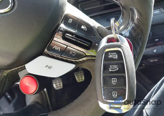 KMHLW4AK6PU015927: 42996401