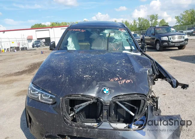 5UX53DP01N9M98642: 42996438