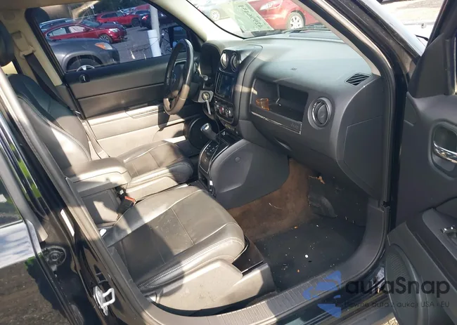 1C4NJPFA1ED758599: 42996451