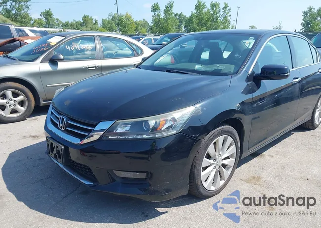 1HGCR3F84FA013629: 42996489