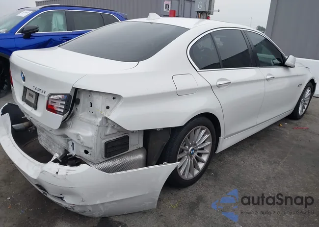 WBAFR7C5XCC807903: 42996594