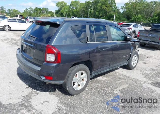 1C4NJCBA2ED545806: 42996645