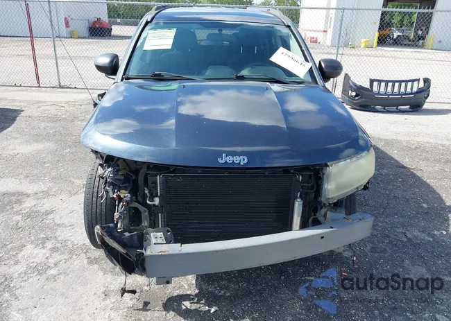 1C4NJCBA2ED545806: 42996645