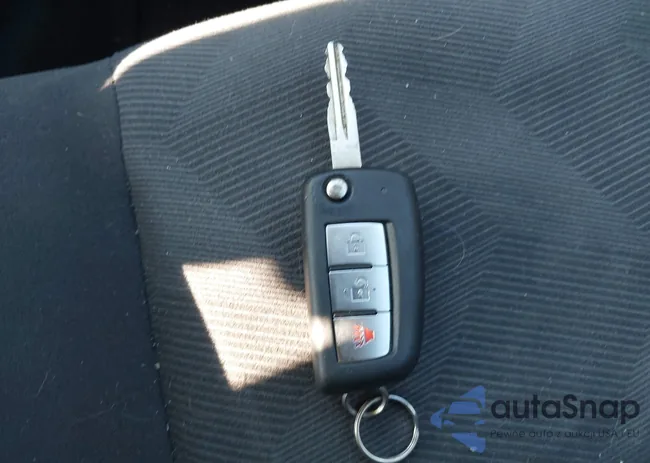 KNMAT2MV3GP677011: 42996690