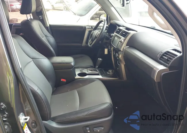 JTEBU5JR1J5595917: 42996885