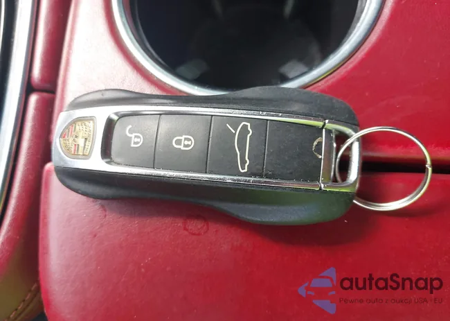 WP0AA2A74JL104046: 42995934