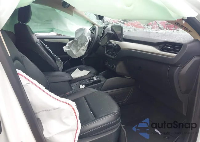 1FMCU9BZ5LUC45502: 42995952