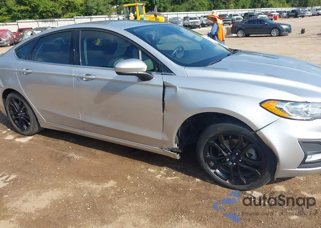 3FA6P0HD9KR249970: 42995990