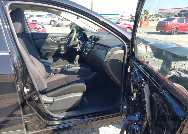 JN1BJ1CP9KW220146: 42996058