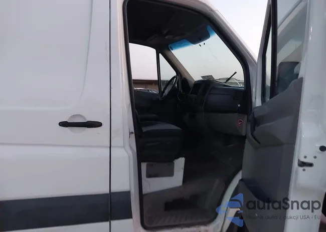 WD0PE845X75170360: 42996142