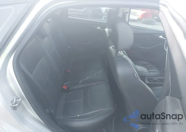 1FADP3K20GL360476: 42996251