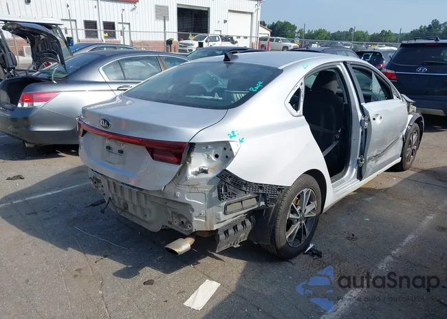 3KPF24AD1LE190996: 42996291