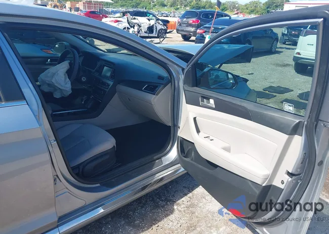 5NPE34AF6HH541057: 42997366