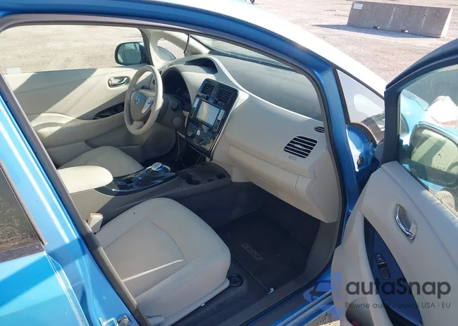 JN1AZ0CPXCT024203: 42997408