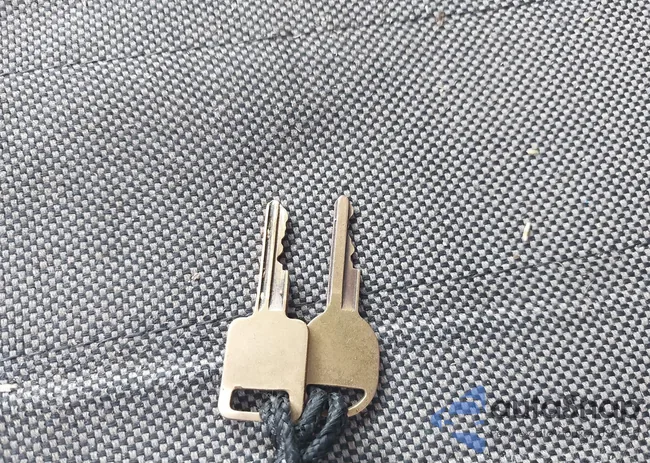 1GCDK14K6KE191653: 42997421