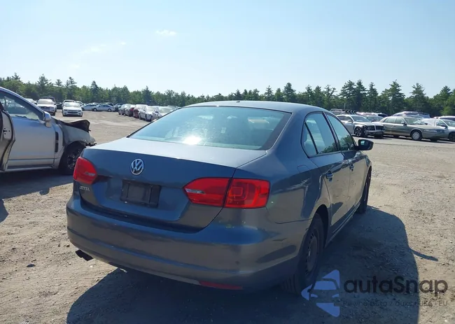 3VW2K7AJ0BM059808: 42997448