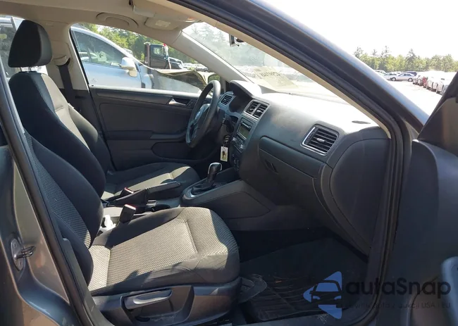 3VW2K7AJ0BM059808: 42997448