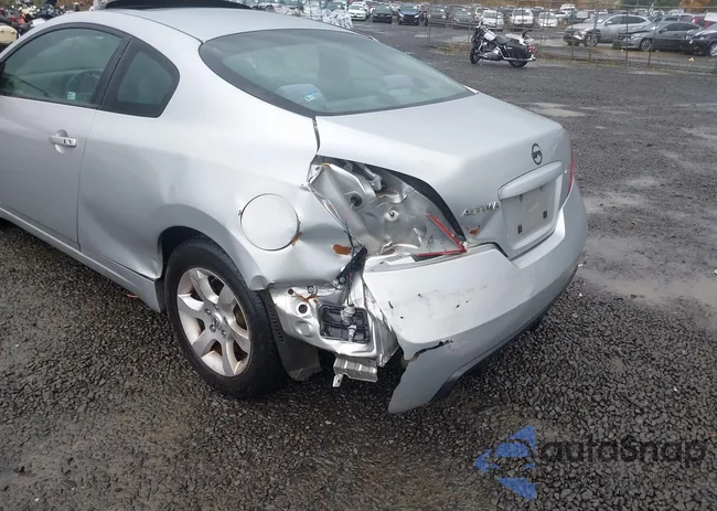 1N4AL24E38C252046: 42997592