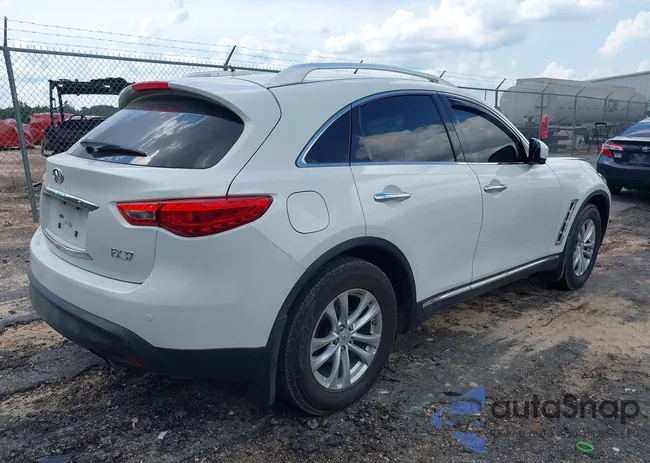 JN8CS1MW4DM174264: 42997638