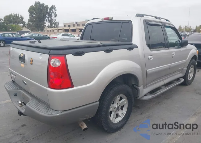 1FMZU77E52UD17138: 42997760