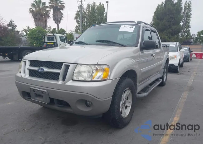 1FMZU77E52UD17138: 42997760