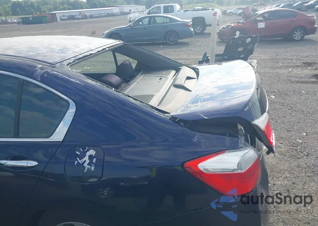 1HGCR2F52DA141896: 42997770