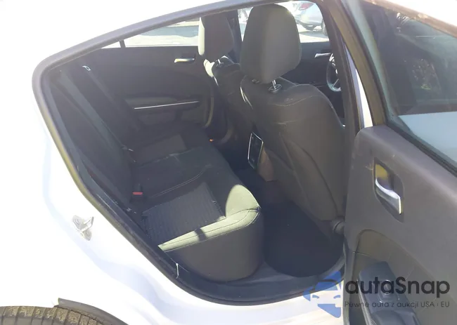 2C3CDXBG4PH651372: 42997817