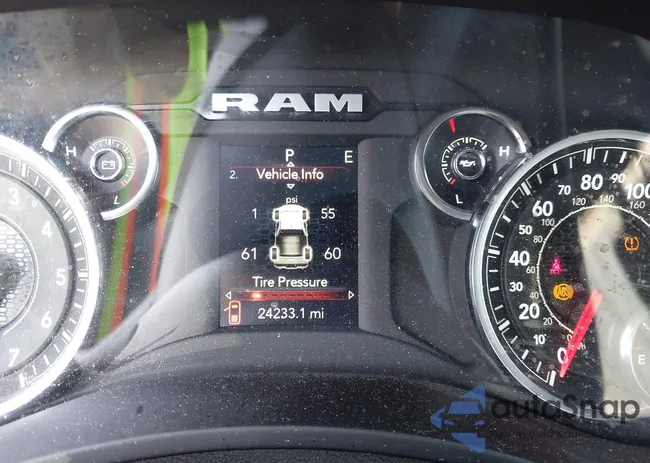 3C6UR4HJ0RG339921: 42997828