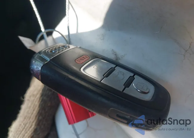 WAUCFAFH9CN001876: 42997905