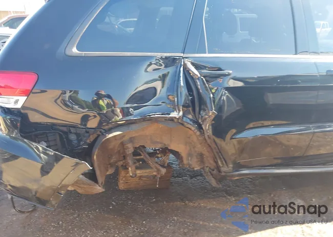 1C4RJFBG8JC292904: 42997916