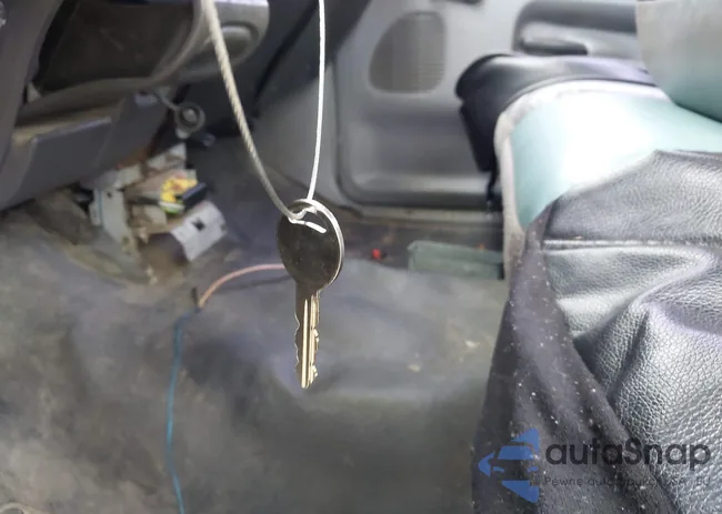 1B7HC16X61S780774: 42997016