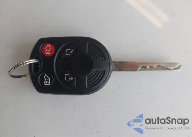 1FBAX2CV7HKB35788: 42997075