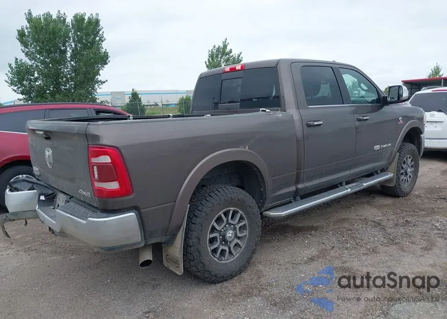 3C6UR5GLXMG610632: 42997320