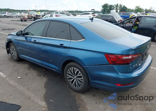 3VWC57BUXMM086358: 42998345