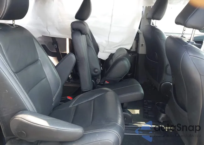 5TDXZ3DC1JS944849: 42998390